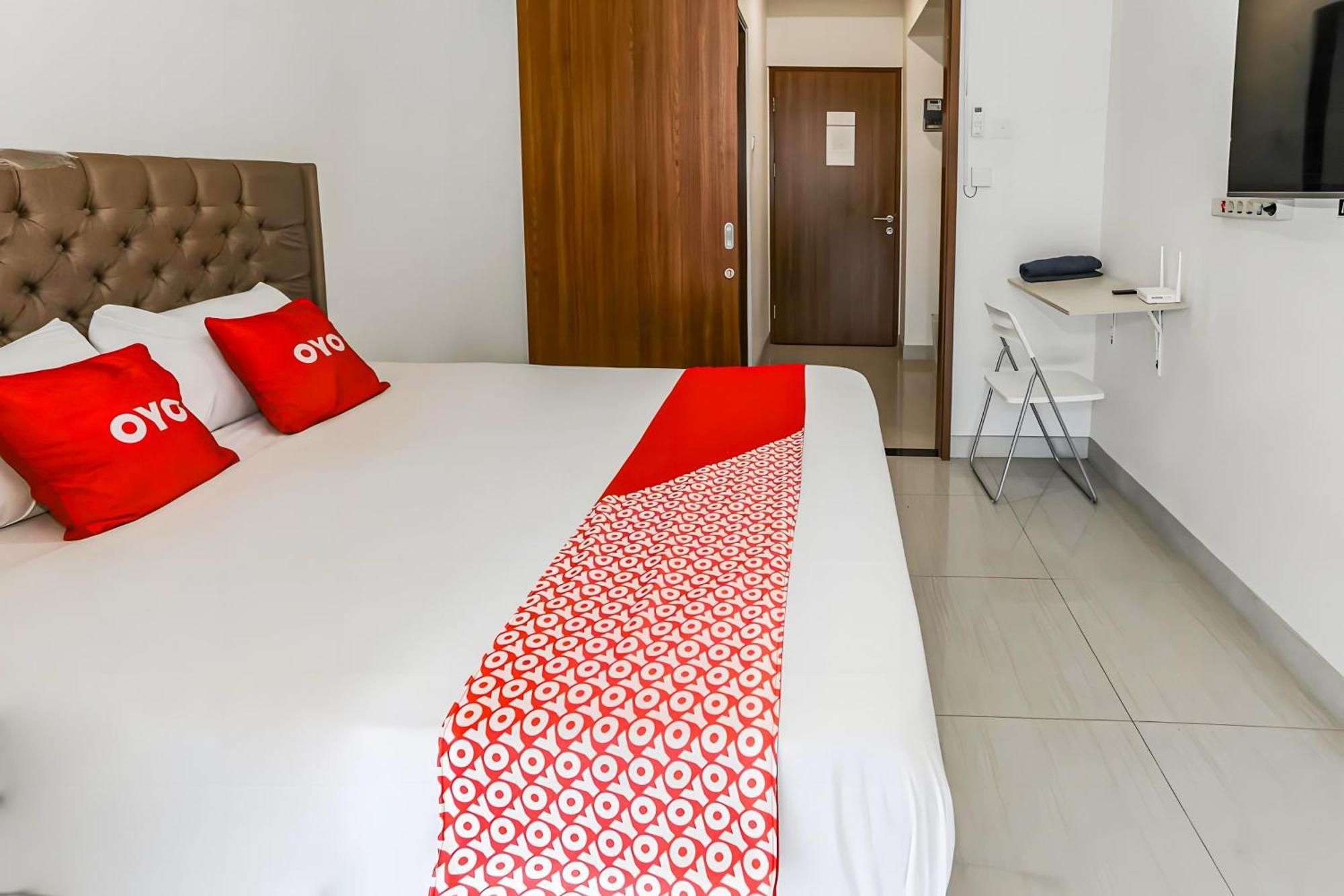 Hotel Oyo 93703 F88 Bekasi Exterior foto